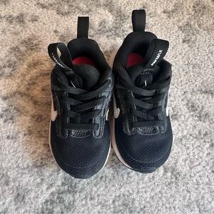 Nike AirMax Toddler Black and White Sneakers